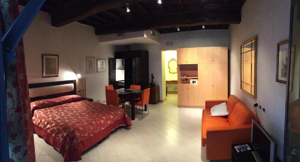 Трехместный (Трехместный номер «Комфорт») отеля Hotel De Petris, Рим