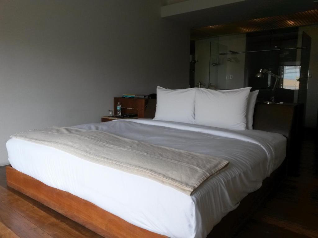 Двухместный (Улучшенный двухместный номер с 1 кроватью) отеля La Purificadora, Пуэбла