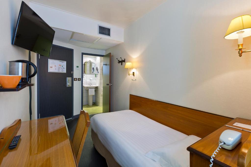 Одноместный (Classic Single Room with Single Bed - Non-Smoking), Best Western Aurore