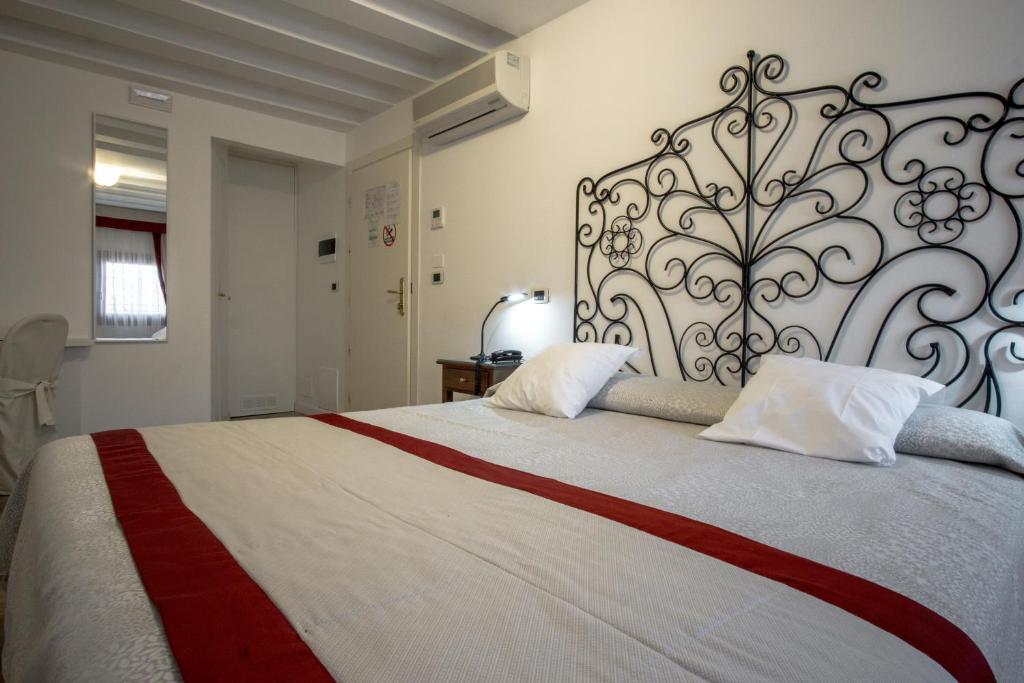 Двухместный (Двухместный номер с 1 кроватью) отеля Hotel Antigo Trovatore, Венеция