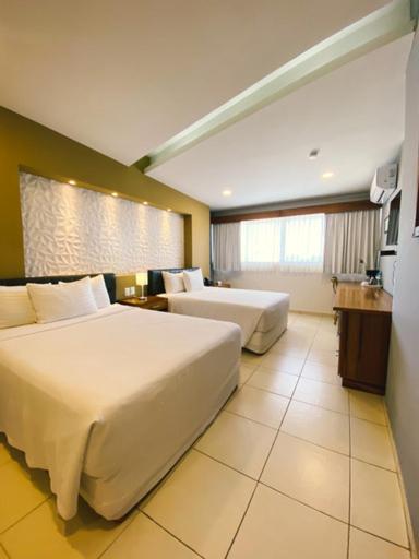 Сьюит (Полулюкс) отеля Hotel & Suites Clipperton, Веракрус