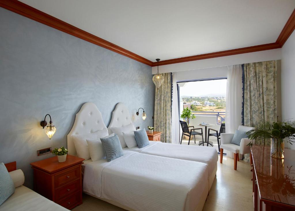 Двухместный (Двухместный номер с 1 кроватью, вид на сад) курортного отеля Serita Beach Hotel, Херсониссос