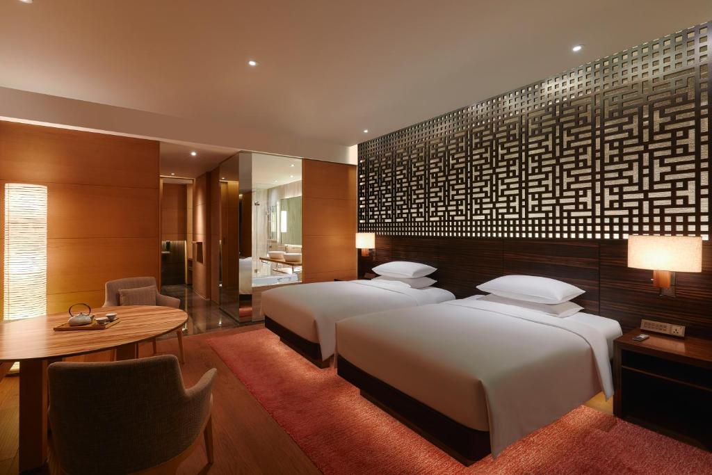 Двухместный (2 Double Beds Park View), Park Hyatt Guangzhou