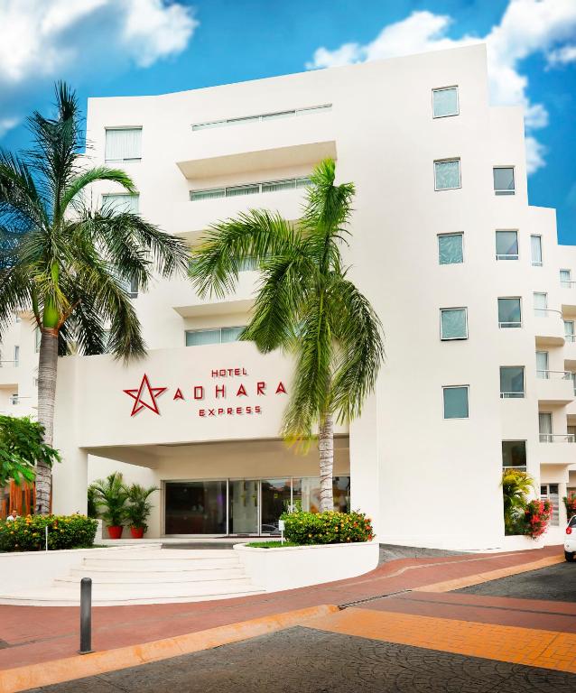 Ramada Cancun City