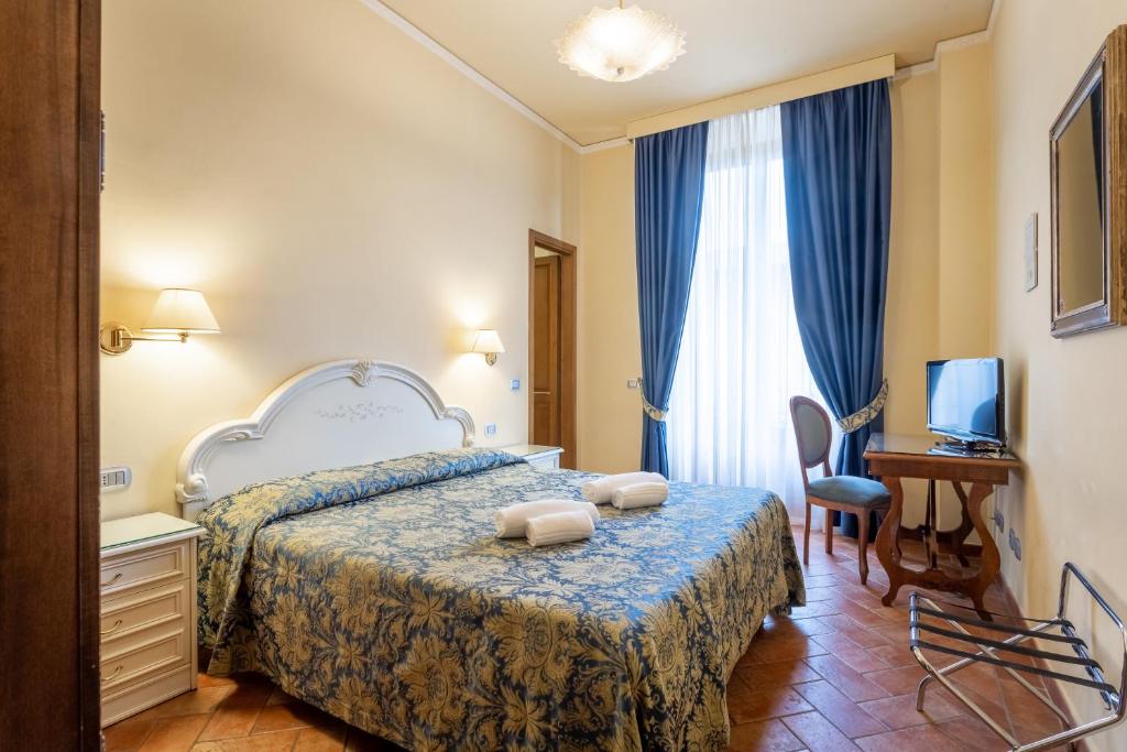 Двухместный (Двухместный номер с 1 кроватью или 2 отдельными кроватями) отеля Annabella Hotel, Флоренция
