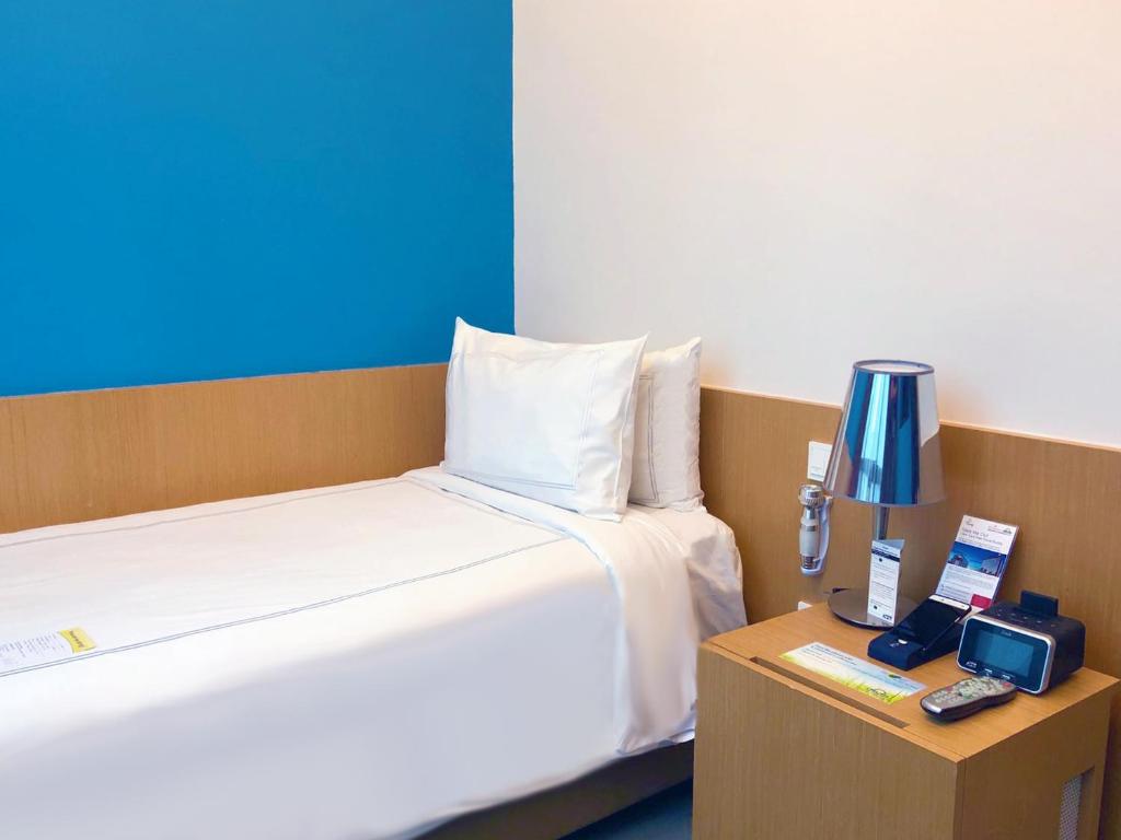 Одноместный (Двухместный номер с 2 отдельными кроватями - Подходит для гостей с ограниченными физическими возможностями - Для некурящих) отеля Days Hotel Singapore at Zhongshan Park, Сингапур (город)