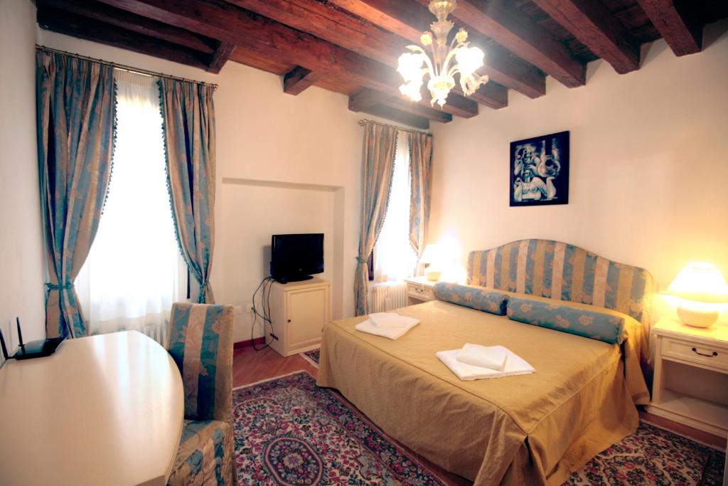 Апартаменты (Апартаменты с 1 спальней по адресу Calle dei Furlani, Castello 3267) апартамента Venezia Residence, Венеция
