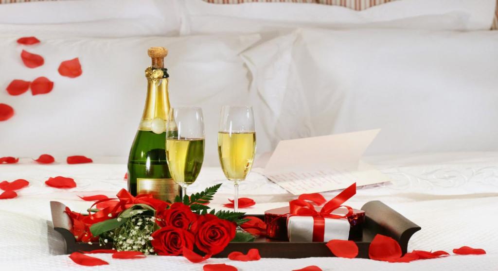 Двухместный (Honeymoon Package - Min 2Nights) отеля Blanc Smith Residence, Сием Рип