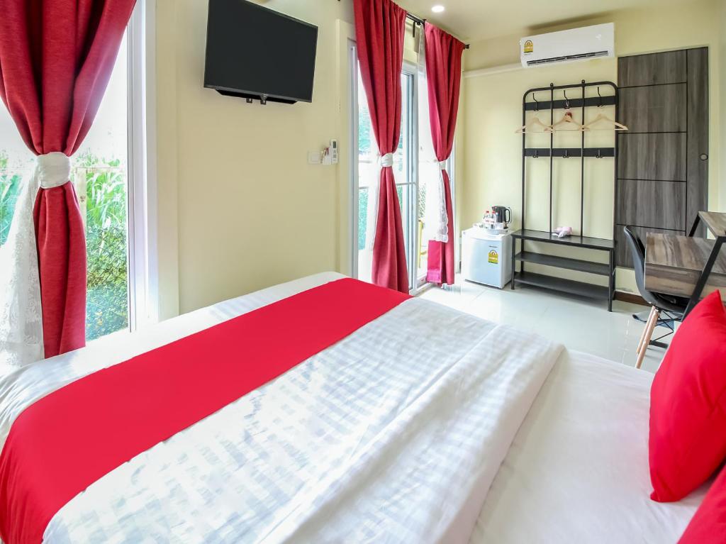 Двухместный (Улучшенный двухместный номер с 1 кроватью) отеля 5GOLD, Бангкок