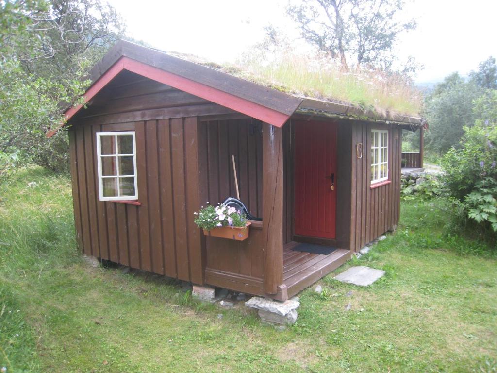 Номер (Коттедж эконом-класса с общей ванной комнатой (для 4 взрослых)) кемпинга Smegarden Camping, Гейрангер