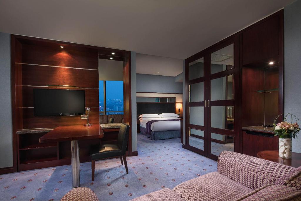 Двухместный (Crowne Plaza Deluxe Premier Room) отеля Kempinski Hotel Wuxi, Уси