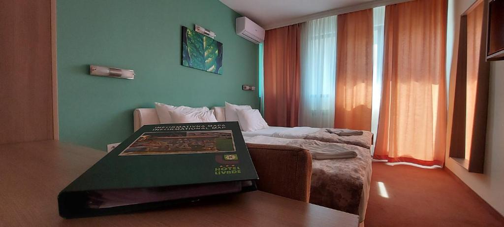 Двухместный (Двухместный номер с 2 отдельными кроватями) отеля Hotel Livade, Чачак
