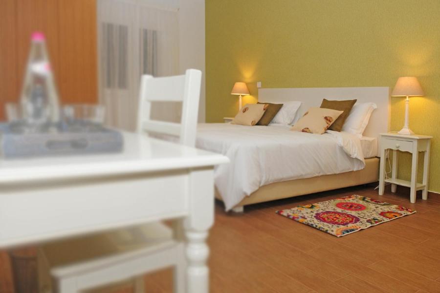 Двухместный (Двухместный номер с 1 кроватью или 2 отдельными кроватями - Подходит для гостей с ограниченными физическими возможностями) отеля Casa Caminho Verde, Арку-да-Кальета