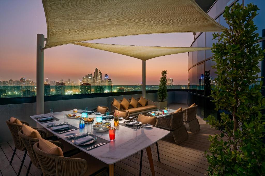 Апартаменты (Пентхаус Sky с 4 спальнями), Апарт-отель Millennium Place Barsha Heights Hotel Apartments