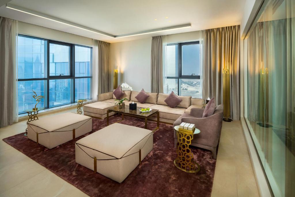 Апартаменты (Королевский пентхаус с 5 спальнями), Апарт-отель Millennium Place Barsha Heights Hotel Apartments