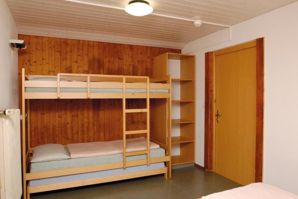 Одноместный (Одноместный номер с общей ванной комнатой) хостела Stein am Rhein Youth Hostel, Штайн-на-Рейне