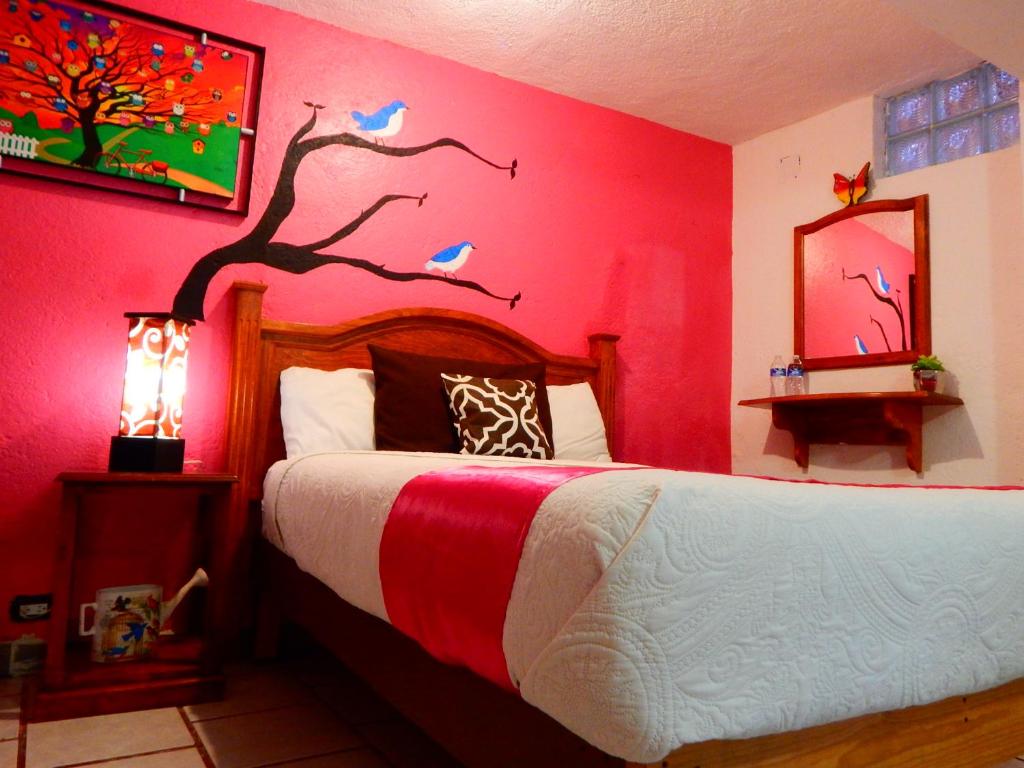 Двухместный (Двухместный номер с 1 кроватью или 2 отдельными кроватями) отеля Hotel casona de las aves, Гуанахуато