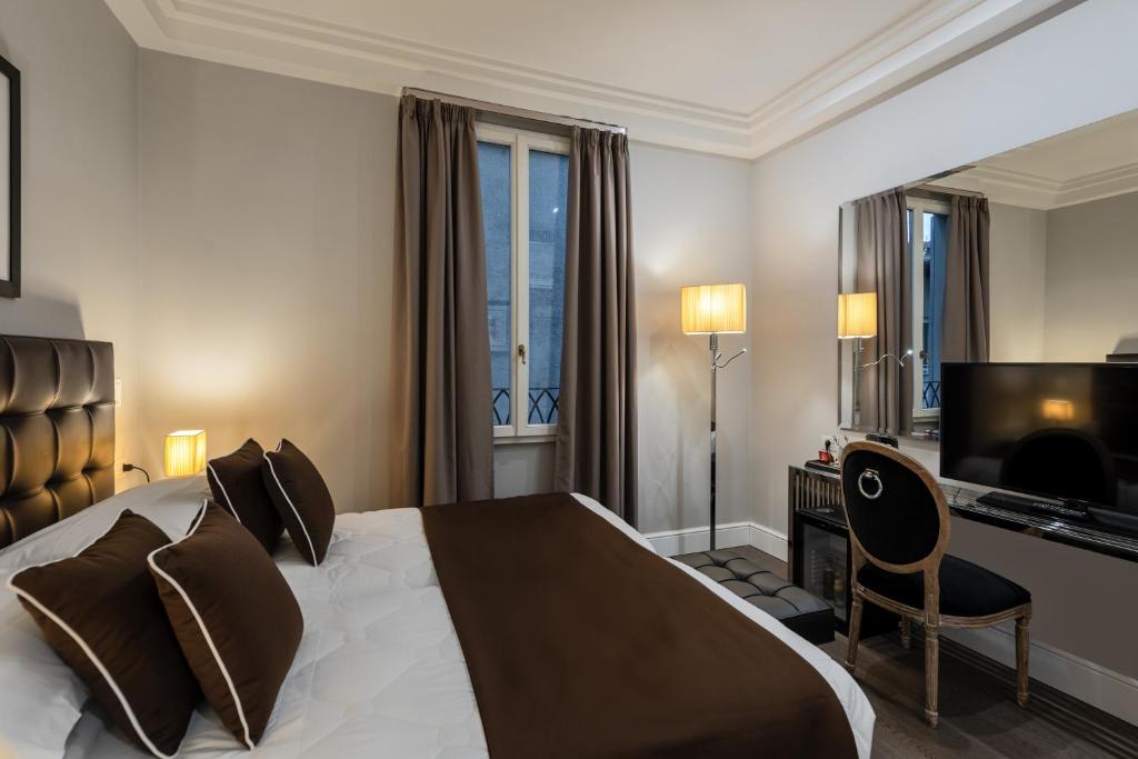 Двухместный (Двухместный номер с 1 кроватью или 2 отдельными кроватями - В дополнительном здании) отеля Hotel Roma, Флоренция