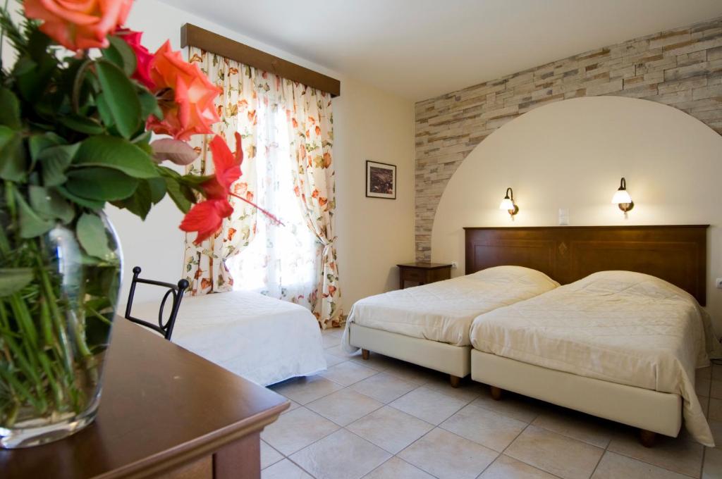 Двухместный (Стандартный двухместный номер с 1 кроватью) отеля Naxos Palace Hotel, Стелида