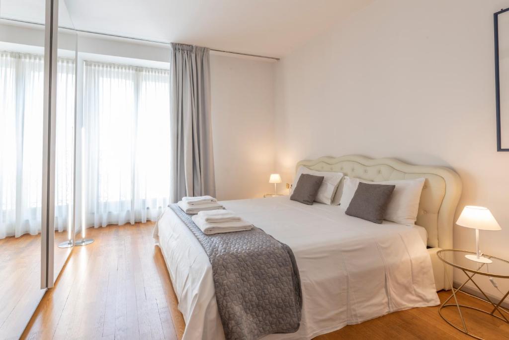 Студио (Studio - Via Romagnosi 4), Milan Royal Suites - Centro