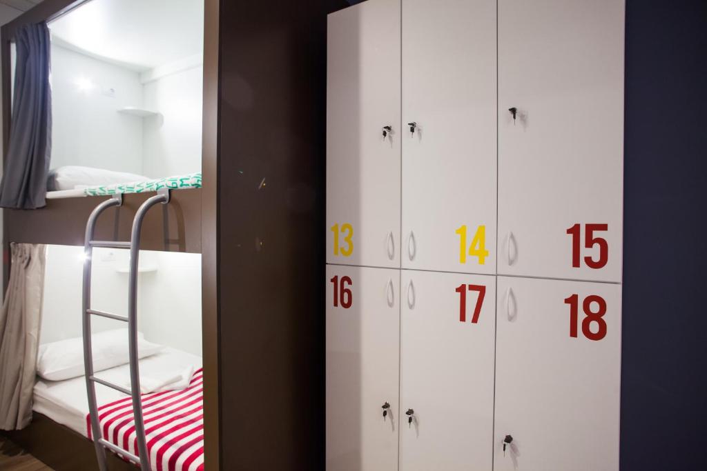 Номер (Спальное место на двухъярусной кровати в общем номере для женщин) хостела En Route Hostel, Сплит