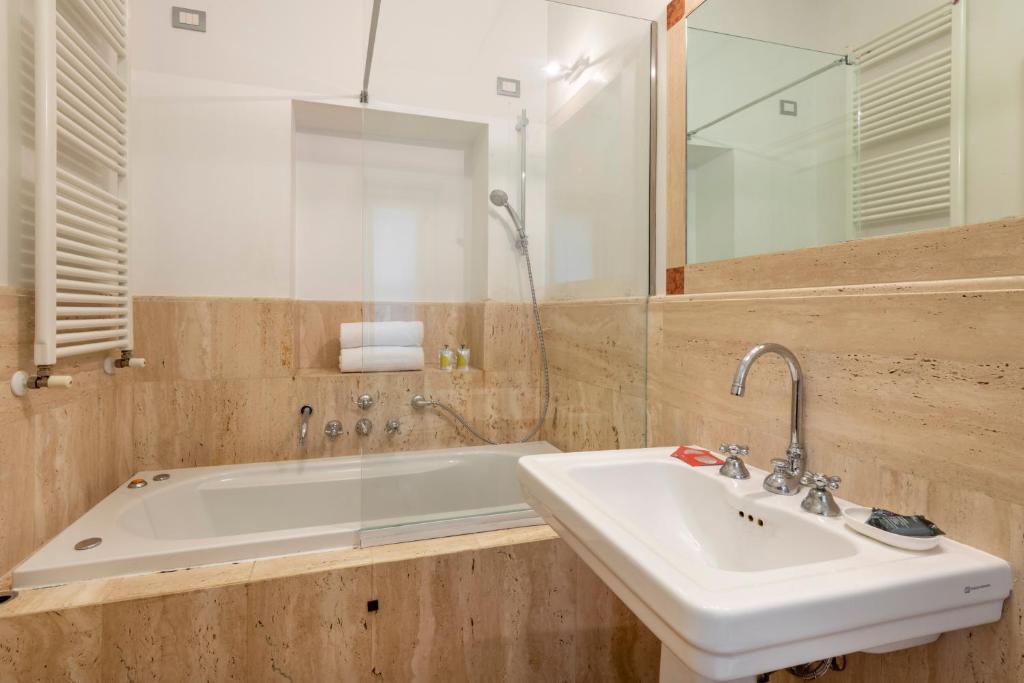 Студио (Номер-студио - Via dell'Orso 20), Milan Royal Suites - Centro