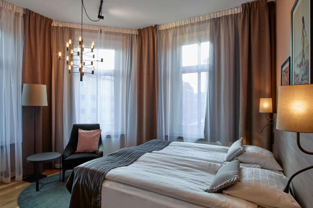 Двухместный (Улучшенный двухместный номер с 2 отдельными кроватями) отеля Scandic CH, Евле