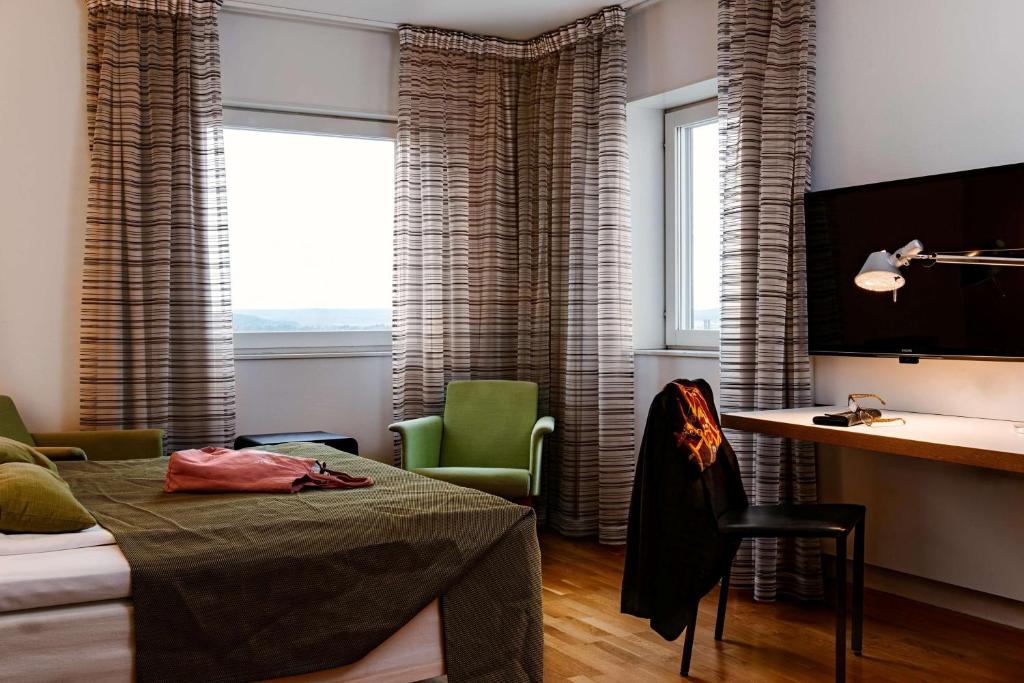 Двухместный (Стандартный двухместный номер с 2 отдельными кроватями) отеля Scandic Plaza Umeå, Умео