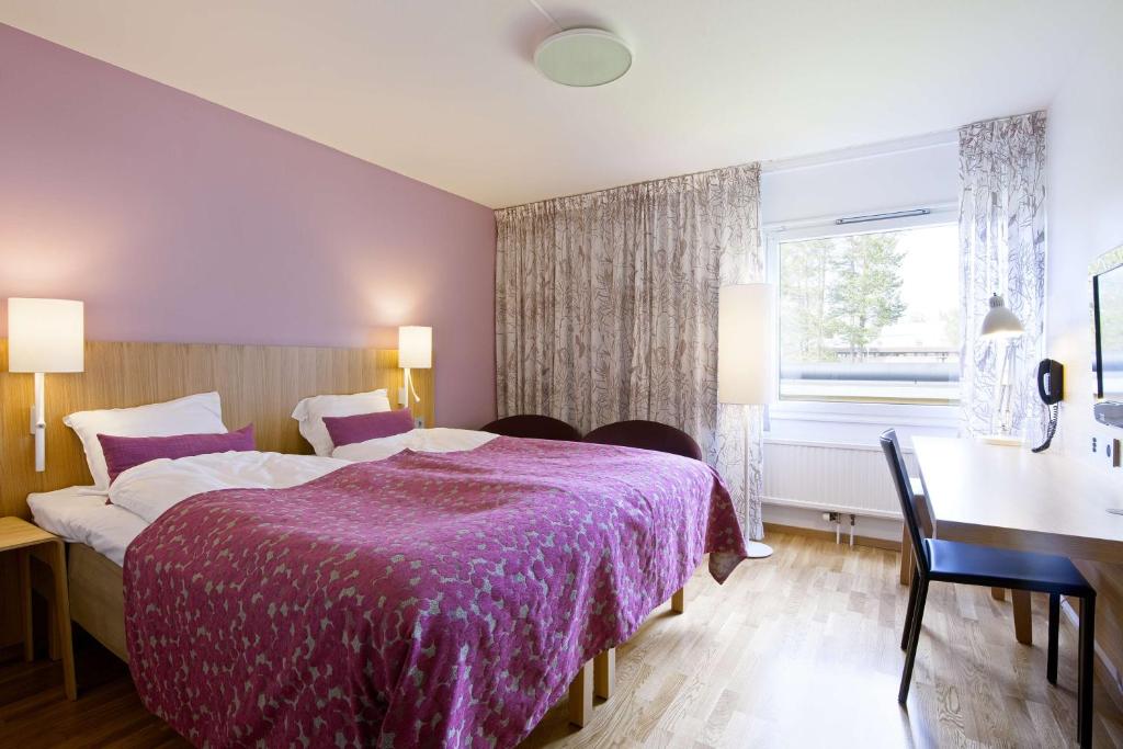 Двухместный (Стандартный номер с кроватью размера «king-size») отеля Scandic Östersund Syd, Эстерсунд