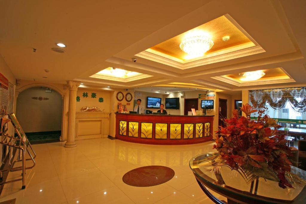 Отель GreenTree Inn Hebei Qinhuangdao Sun City Express Hotel, Циньхуандао
