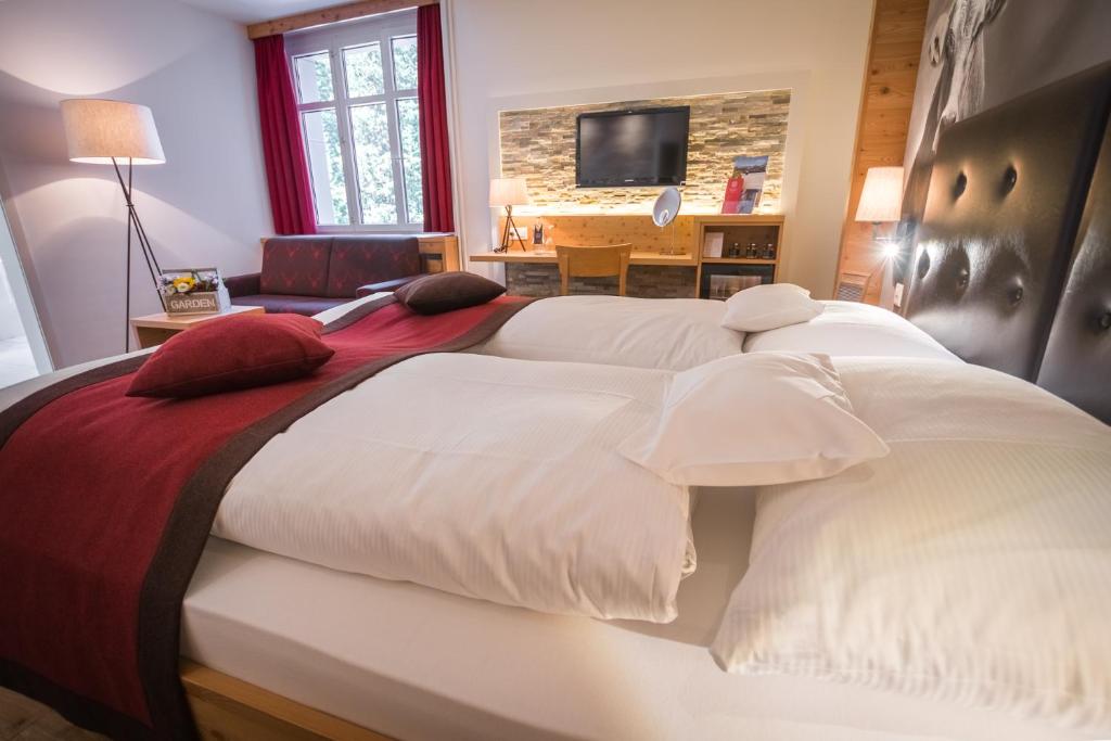 Двухместный (Улучшенный двухместный номер с 1 кроватью - Возле леса) отеля Blatter's Bellavista Hotel, Ароза