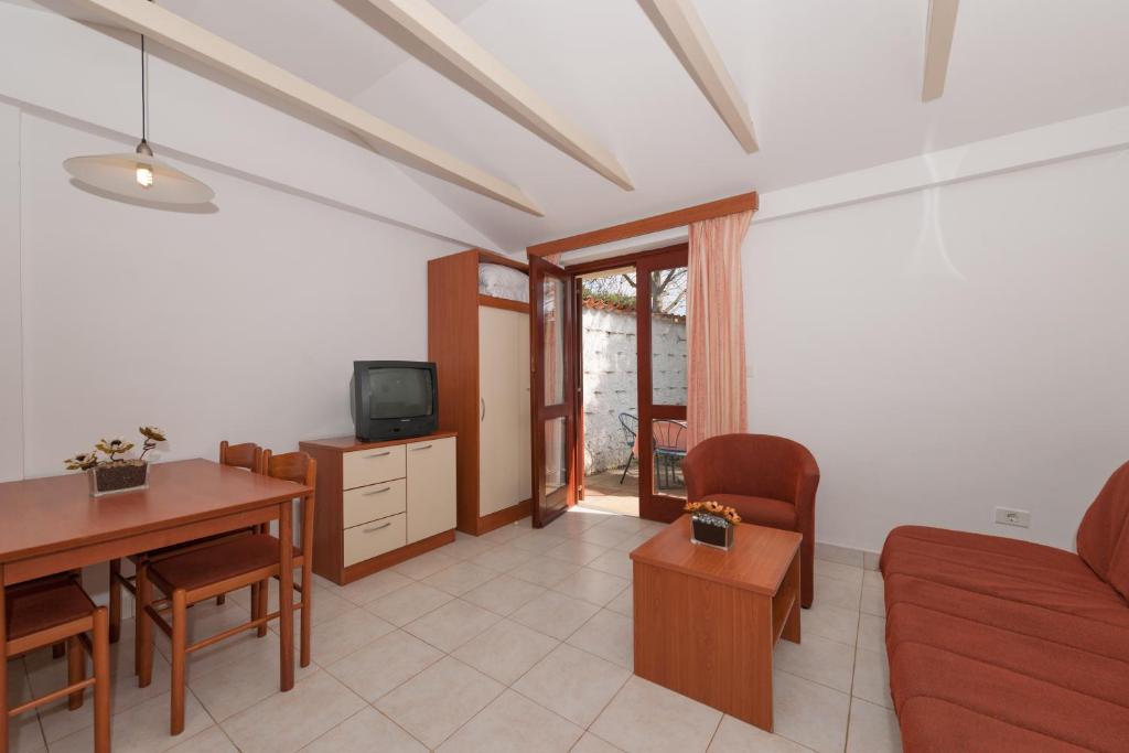 Апартаменты (Стандартные апартаменты с 1 спальней) курортного отеля Villas Rubin Resort, Ровинь