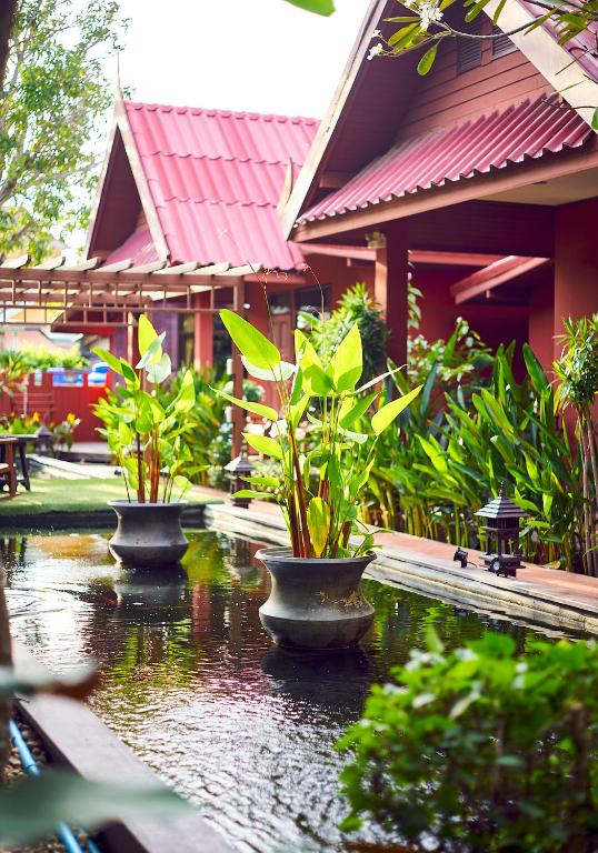 Вилла (Вилла с видом на пруд), Ruenkanok Thaihouse Resort