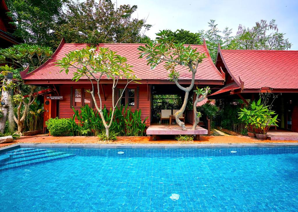 Вилла (Вилла - У бассейна), Ruenkanok Thaihouse Resort