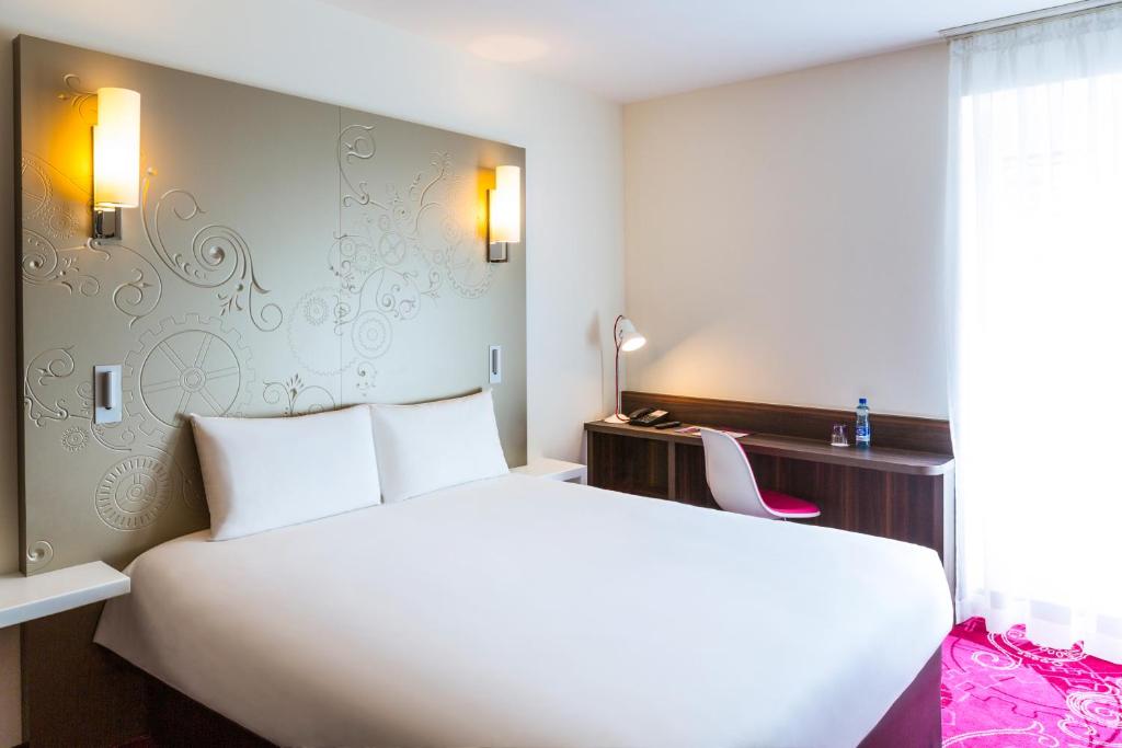 Двухместный (Улучшенный двухместный номер с 1 кроватью) отеля Ibis Styles Geneve Mont Blanc, Женева