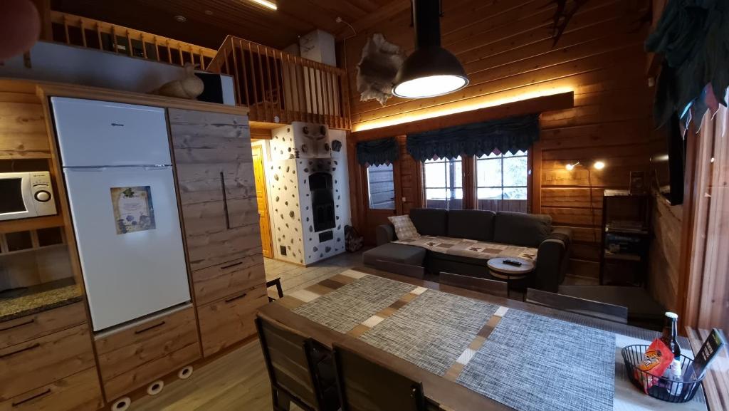 Номер (Коттедж с 2 спальнями и сауной), Kieppi Chalet