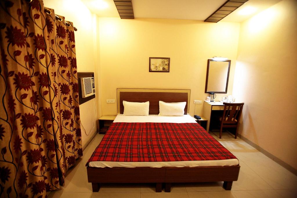 Двухместный (Улучшенный двухместный номер с 1 кроватью) отеля Sarovar Regency, Амритсар