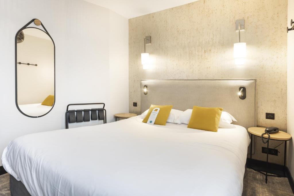 Двухместный (Небольшой стандартный двухместный номер с 1 кроватью) отеля Best Western Urban Hotel & Spa, Лилль