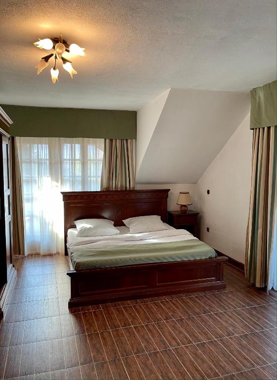 Двухместный (Двухместный номер с 1 кроватью) гостевого дома Pension Casa Iurca, Сигету-Мармацией