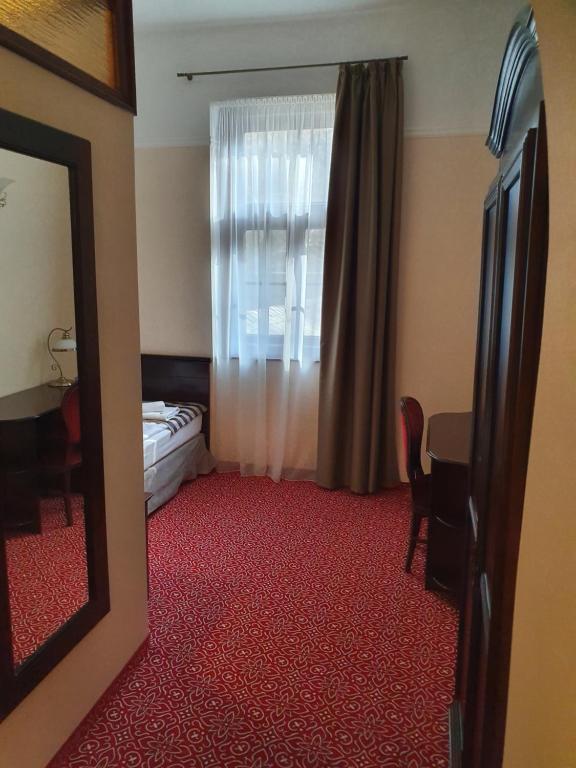 Трехместный (Трехместный номер), Hotel Bankov Košice