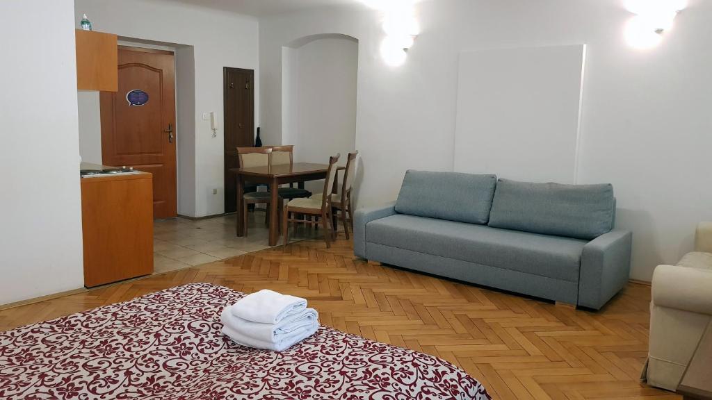 Студио (Стандартный номер-студио для 4 человек - Вид на город), Krakow For You Budget Apartments