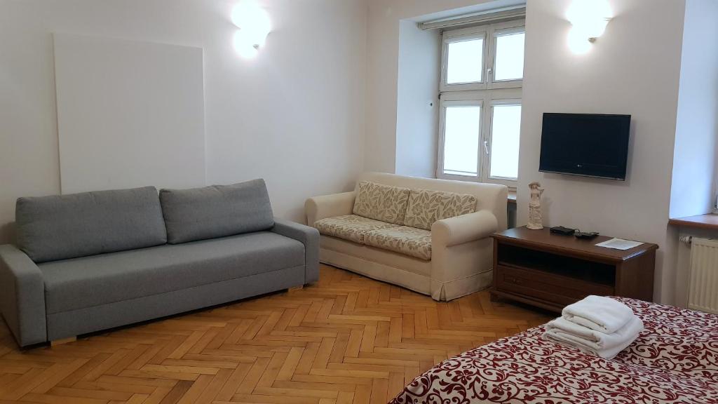 Студио (Стандартный номер-студио для 4 человек - Вид на город), Krakow For You Budget Apartments