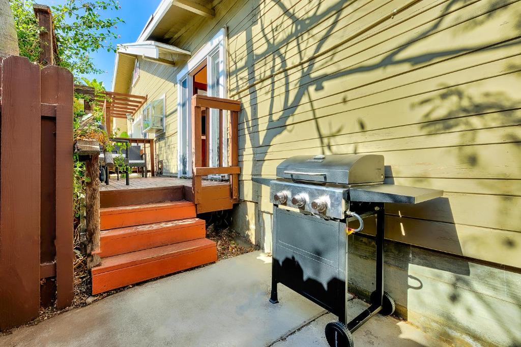 Номер (Дом с тремя спальнями), Charming Hillcrest Craftsman