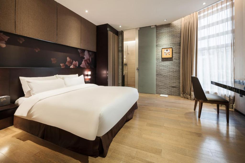 Двухместный (Представительский номер с кроватью размера «queen-size») отеля The Mulian Hotel, Гуанчжоу