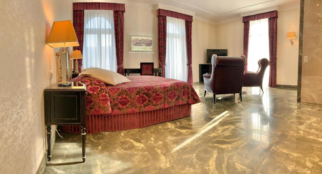 Двухместный (Двухместный номер с 2 отдельными кроватями «Престиж» с видом на озеро) отеля Continental Parkhotel, Лугано