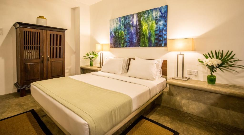 Двухместный (Двухместный номер Делюкс с 1 кроватью) отеля Taru Villas - Lake Lodge, Коломбо