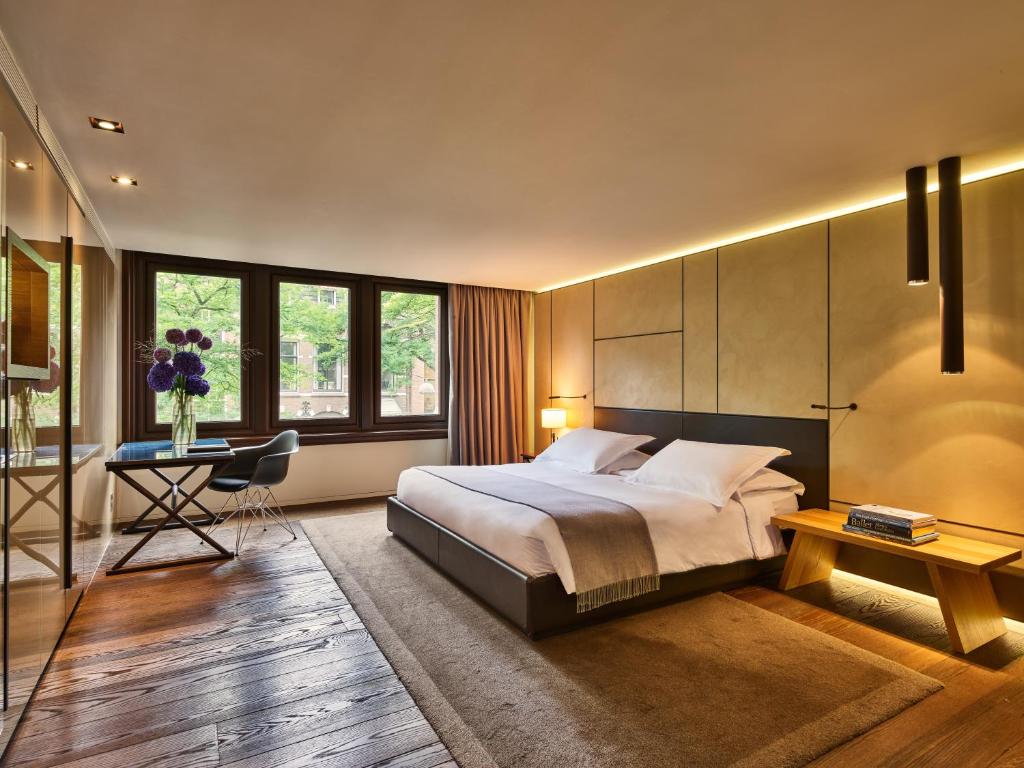 Двухместный (Двухместный номер Делюкс с 1 кроватью) отеля Conservatorium Hotel - The Leading Hotels of the World, Амстердам
