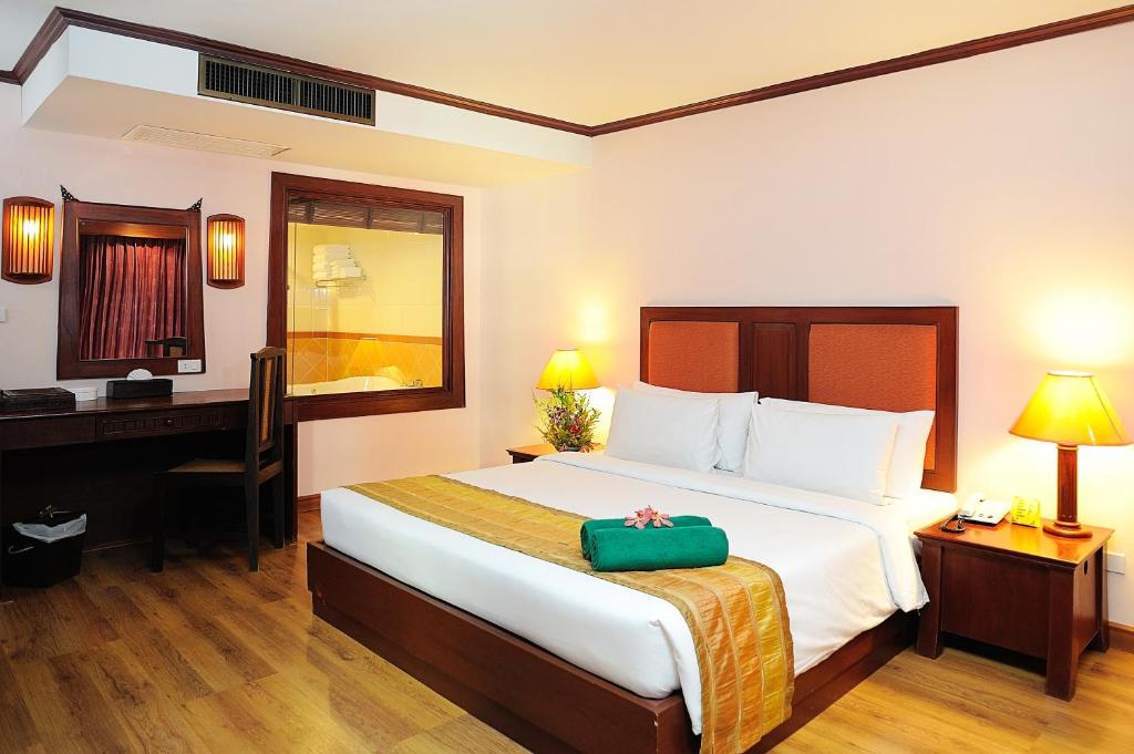 Семейный (Семейный люкс с 2 спальнями) отеля Baumanburi, Пхукет