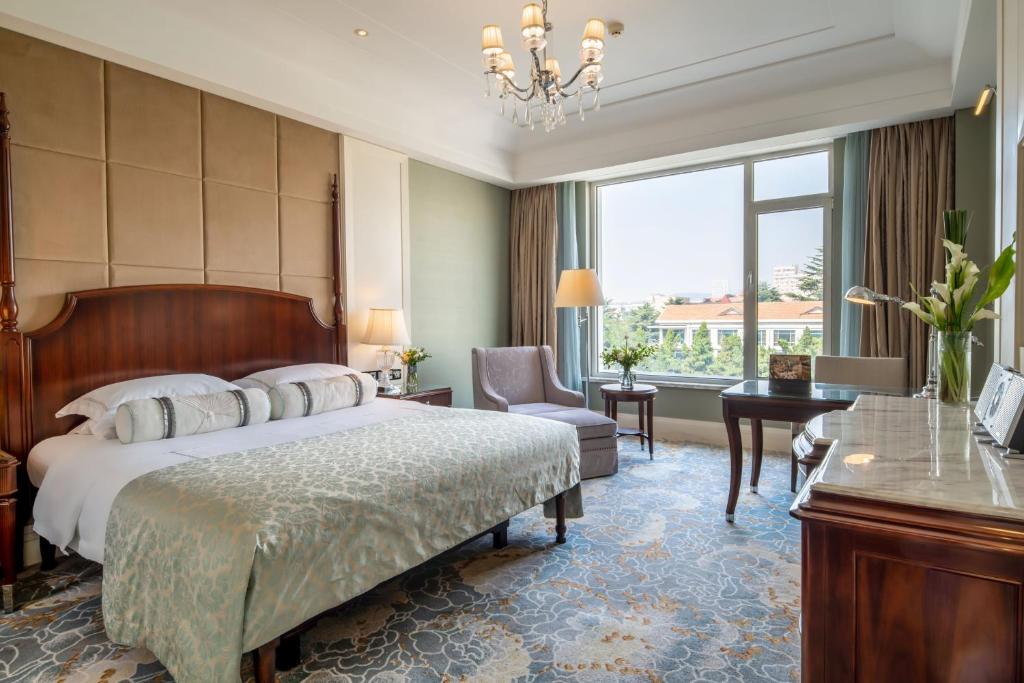 Двухместный (Executive North King Bed Room), Qingdao Seaview Garden Hotel