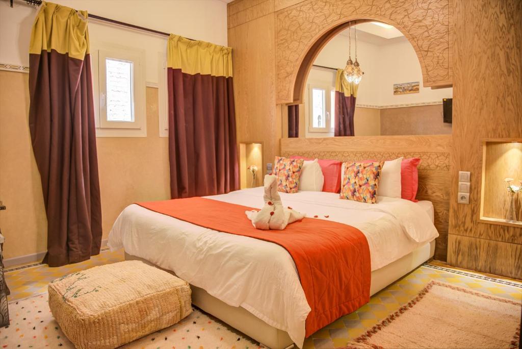 Двухместный (Улучшенный двухместный номер с 1 кроватью) отеля Riad Les Oliviers, Марракеш